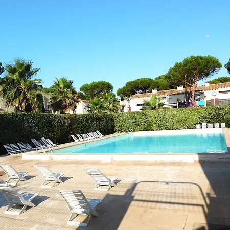 Apartment Renove 4 Pers. Avec Piscine, Parking Prive, Proche Et Village Naturiste - Fr-1-607-193