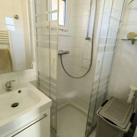 Renove 4 Pers. Avec Piscine, Parking Prive, Proche Et Village Naturiste - Fr-1-607-193 *